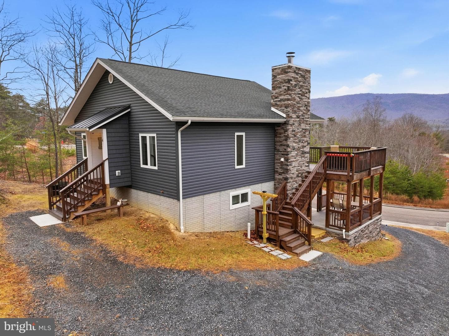 4 Creek Valley Drive photo 36