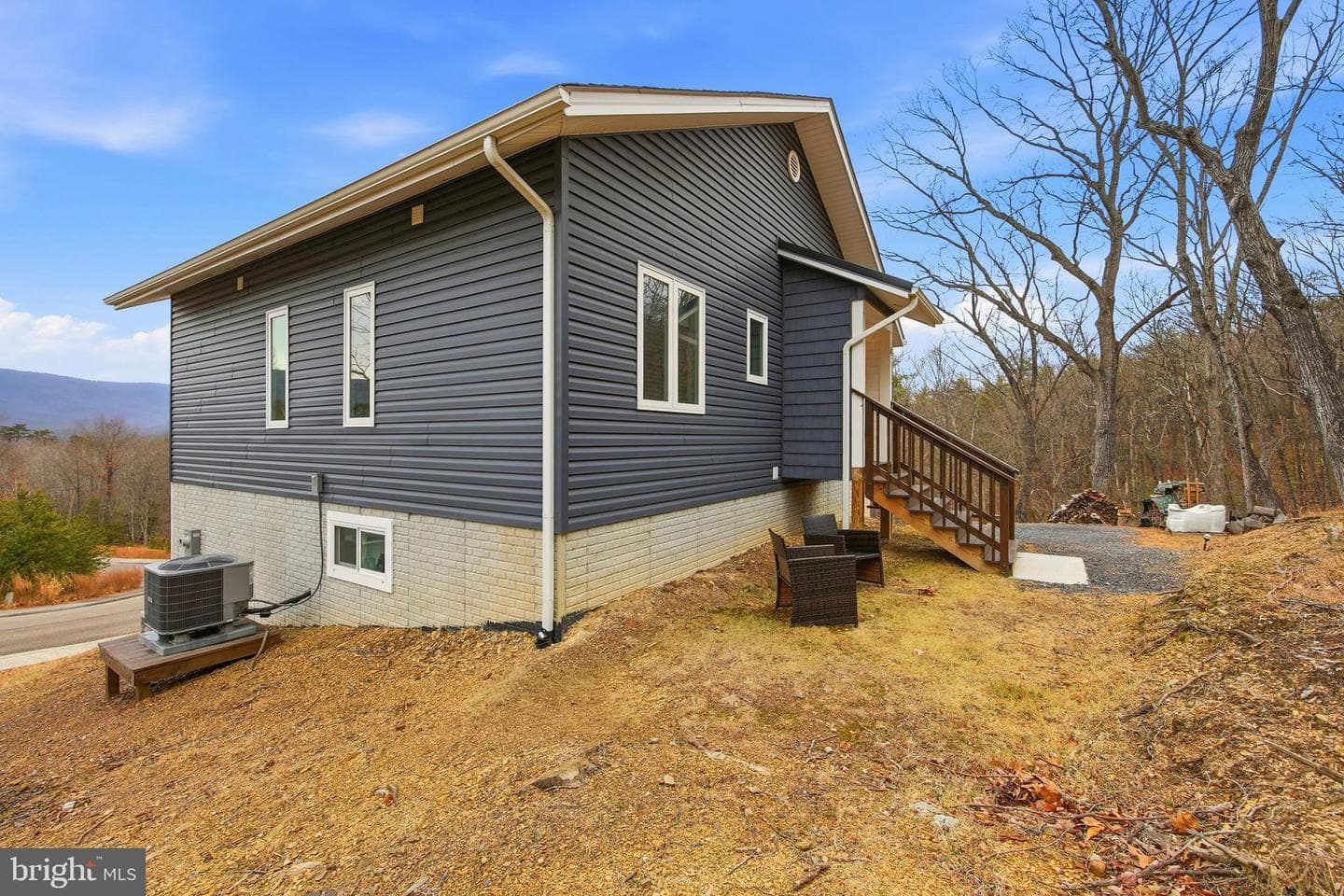 4 Creek Valley Drive photo 44