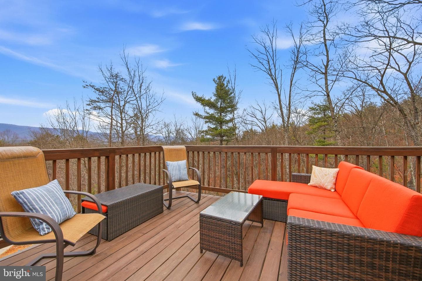 4 Creek Valley Drive photo 46