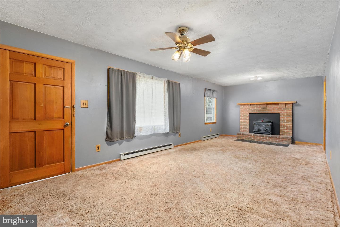 2021 Fairview Road photo 12