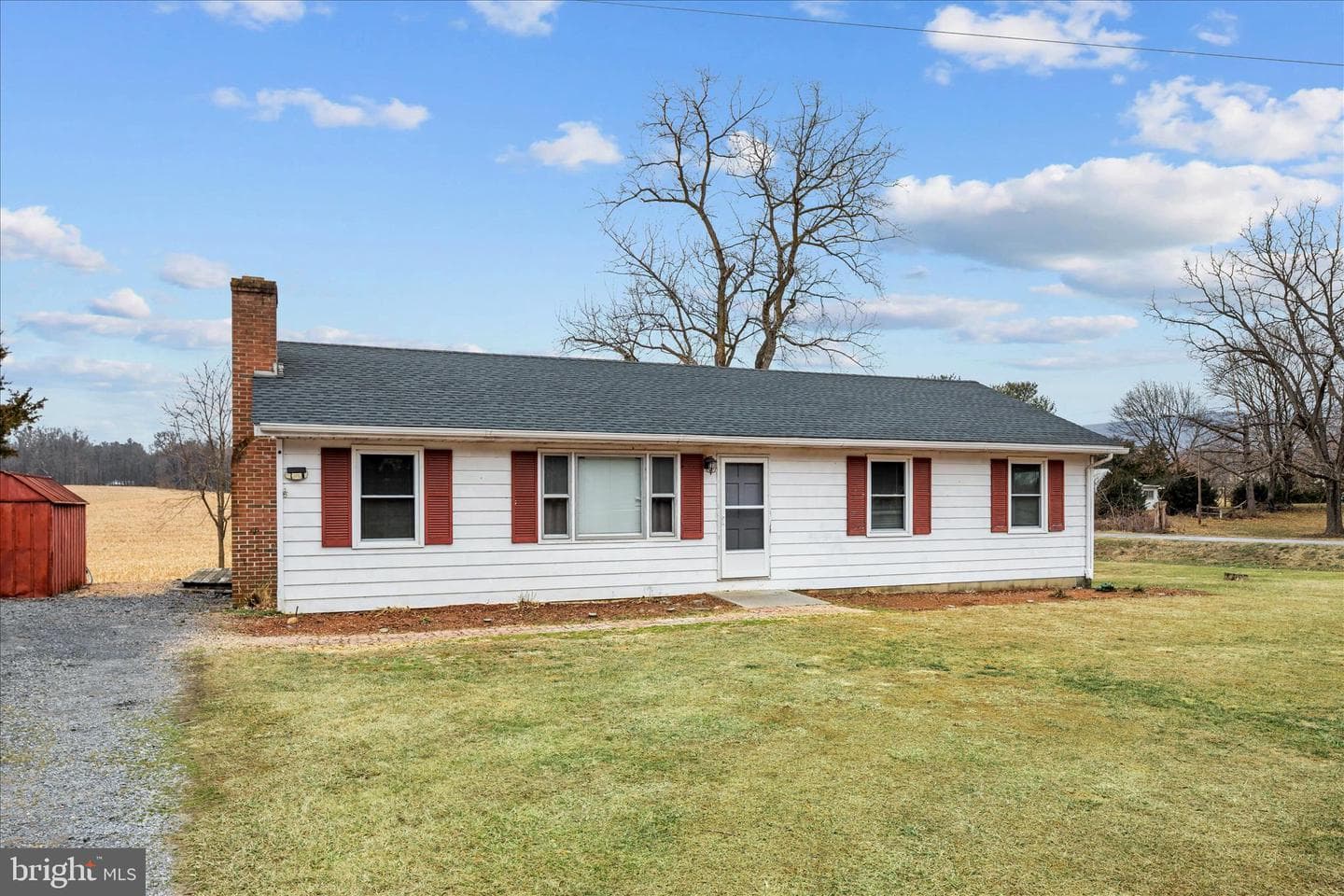 2021 Fairview Road photo 2