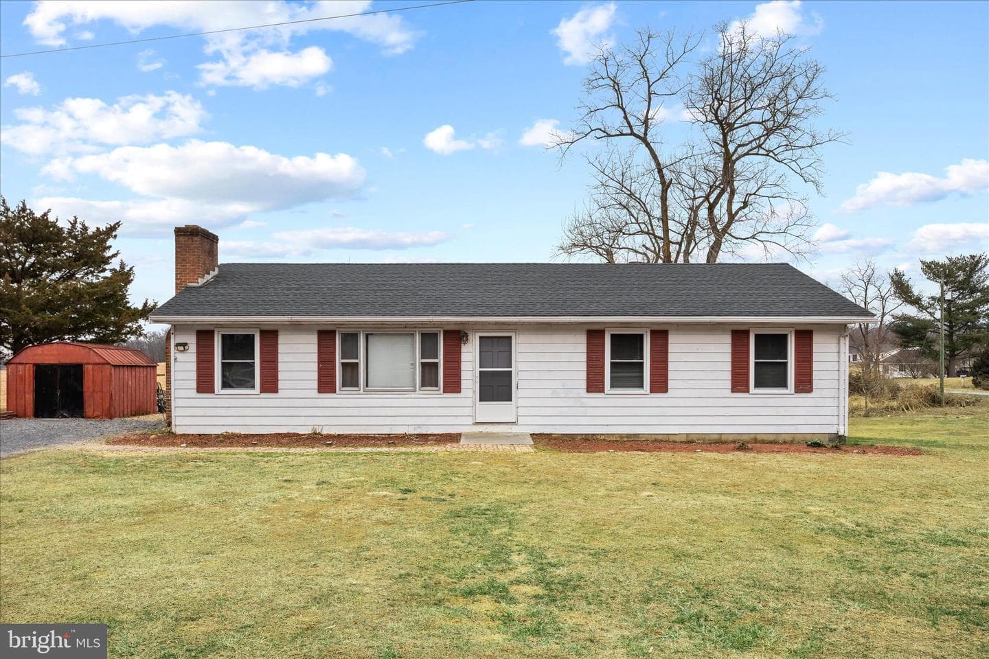 2021 Fairview Road photo 24