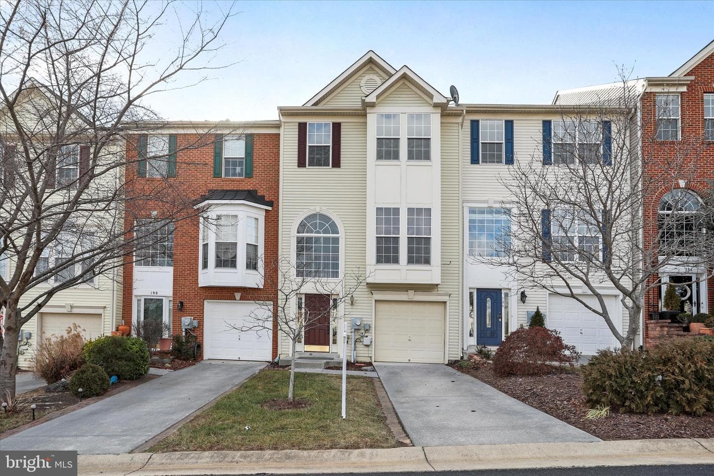 188 Oxbow Drive photo 1