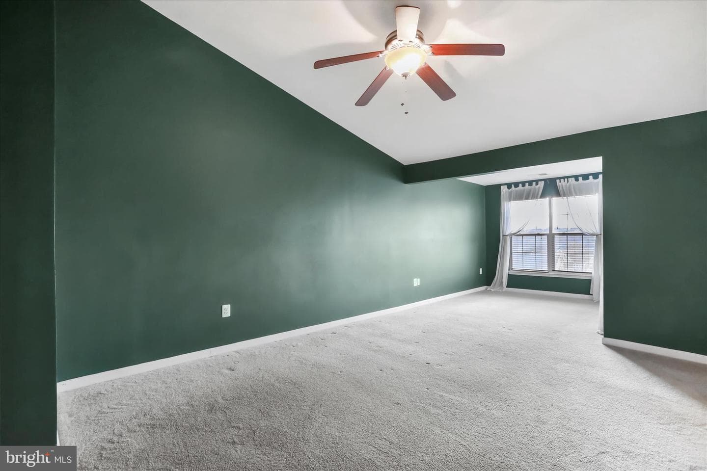 188 Oxbow Drive photo 34