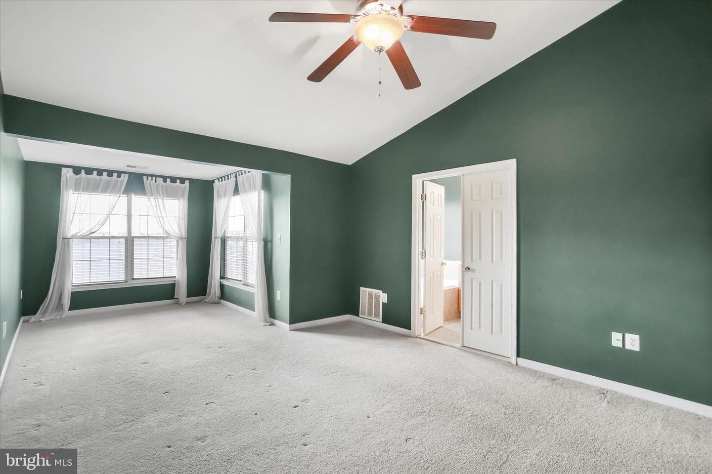 188 Oxbow Drive photo 35