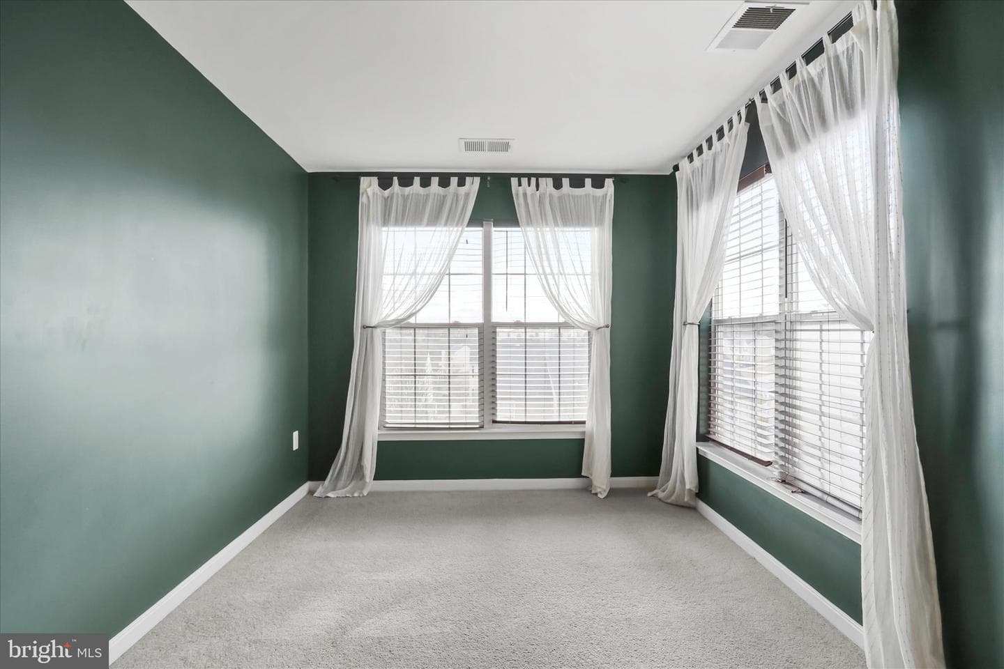 188 Oxbow Drive photo 36