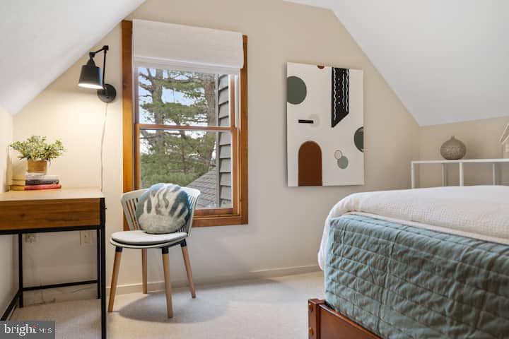 162 Forrest Street photo 6