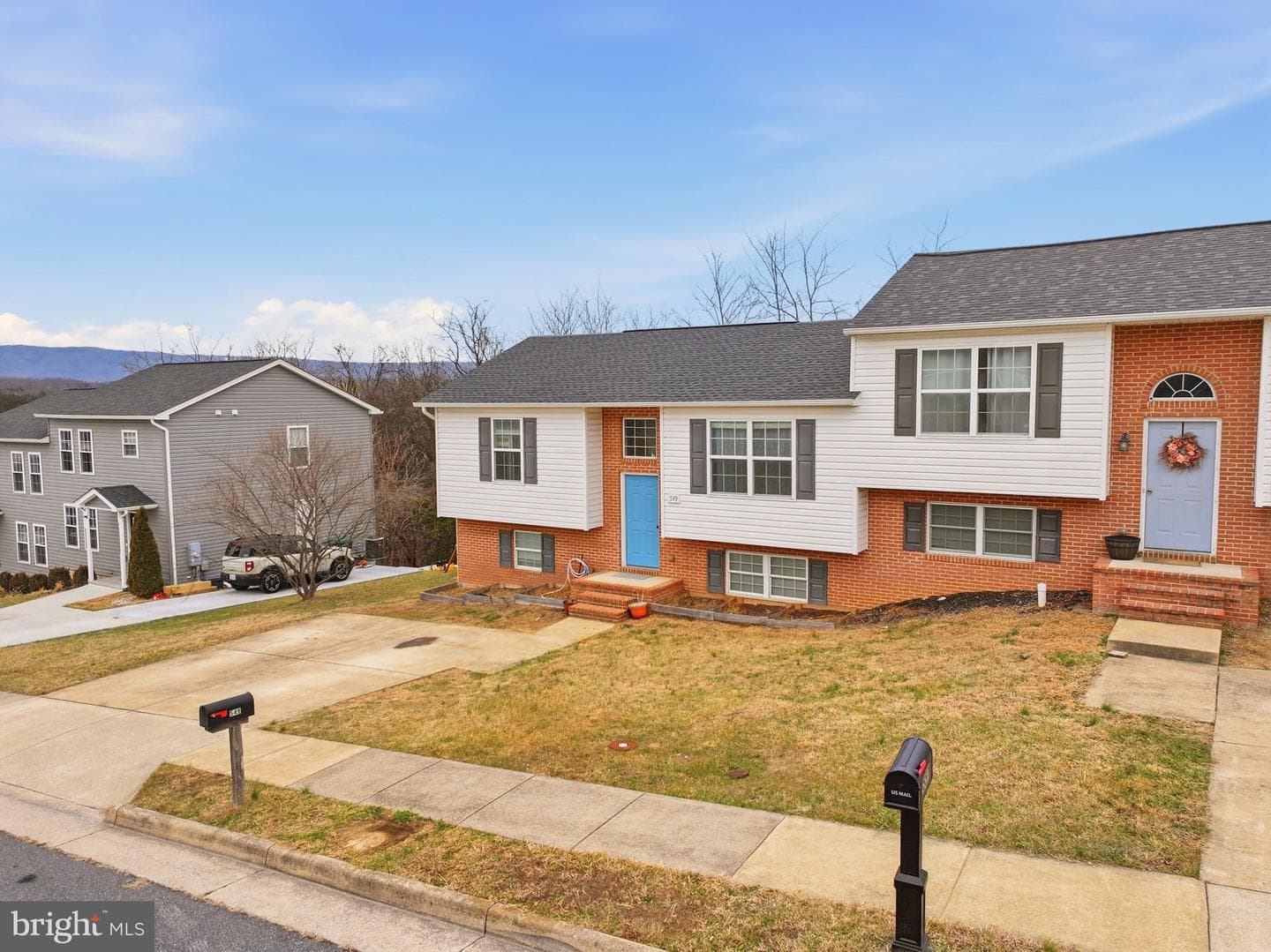 549 Stonewall Street photo 2