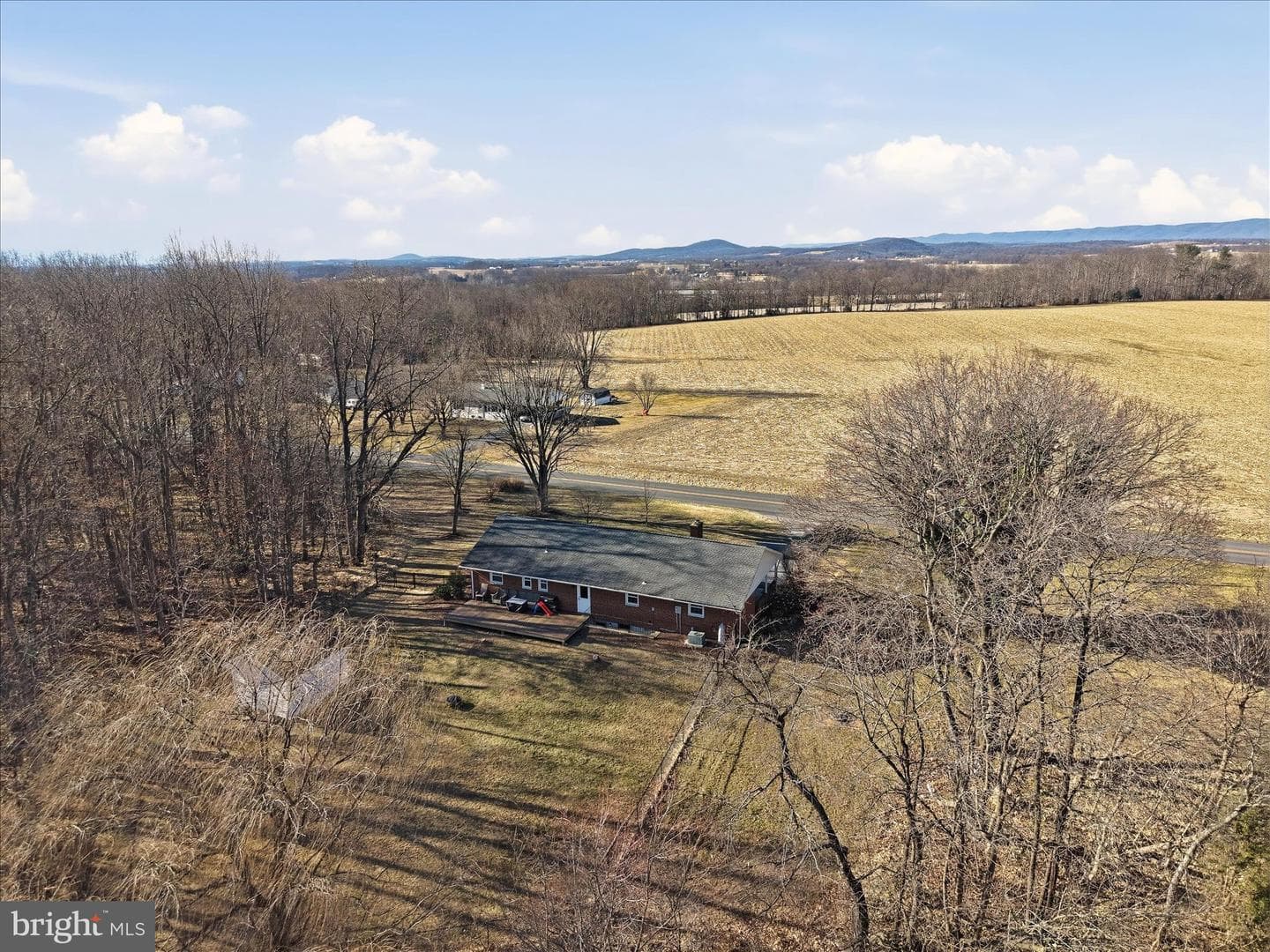 891 Stoneburner Road photo 39