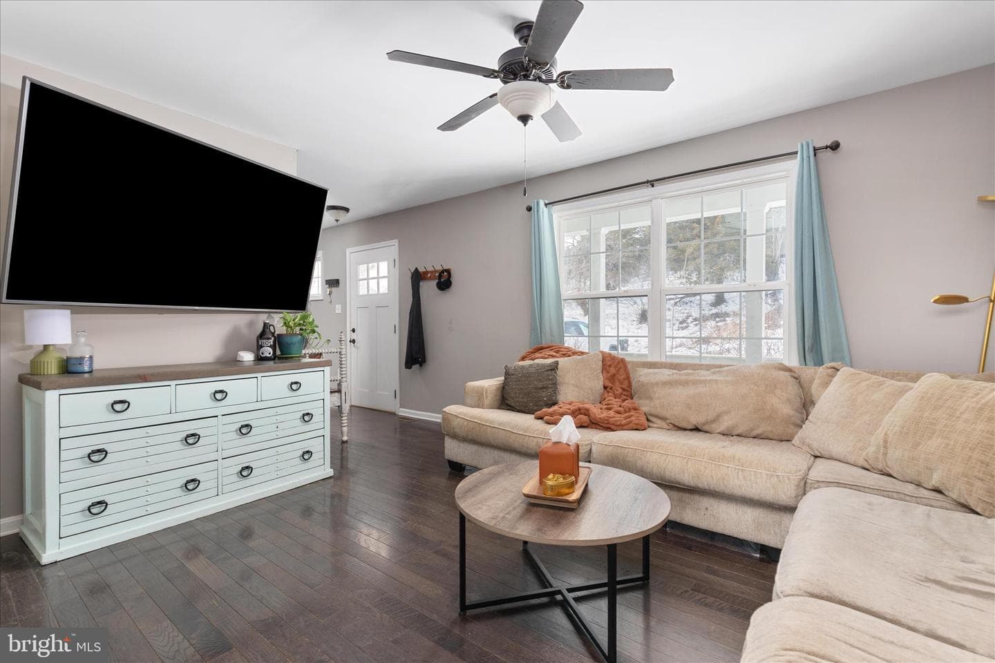 318 Newman Street photo 9
