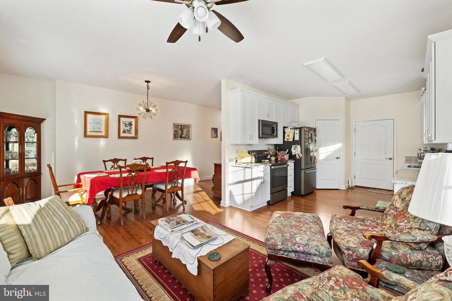205 Grafton Court photo 5
