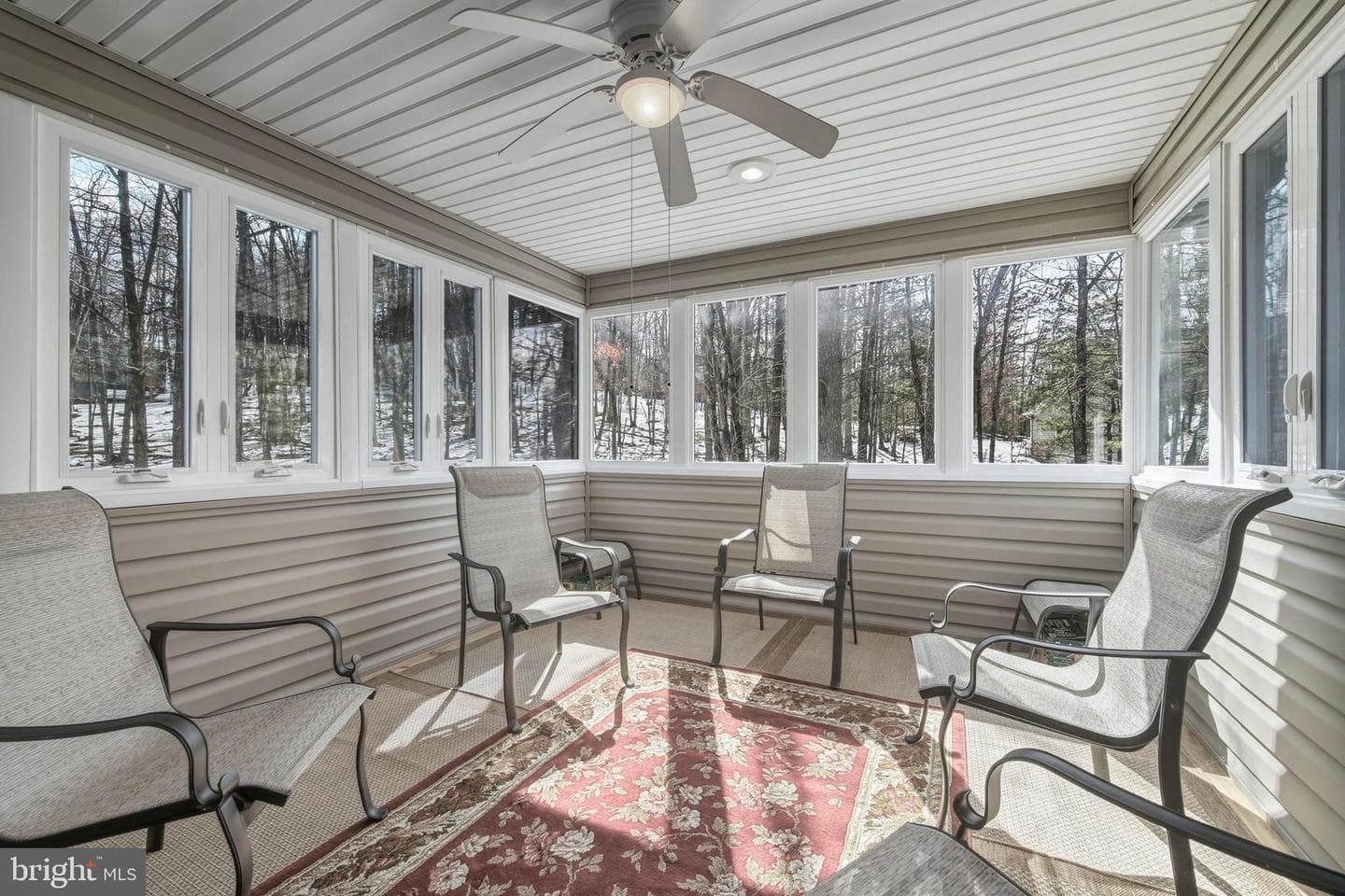 112 Auger Way photo 2
