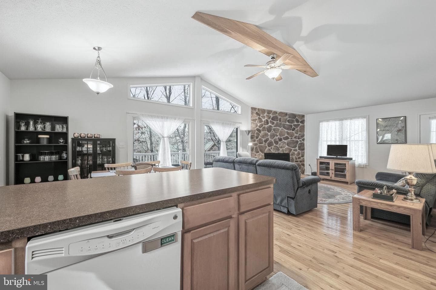 112 Auger Way photo 21