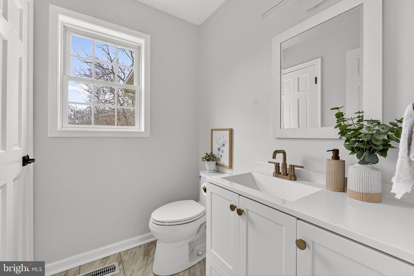 1029 Fleming Park Road photo 16