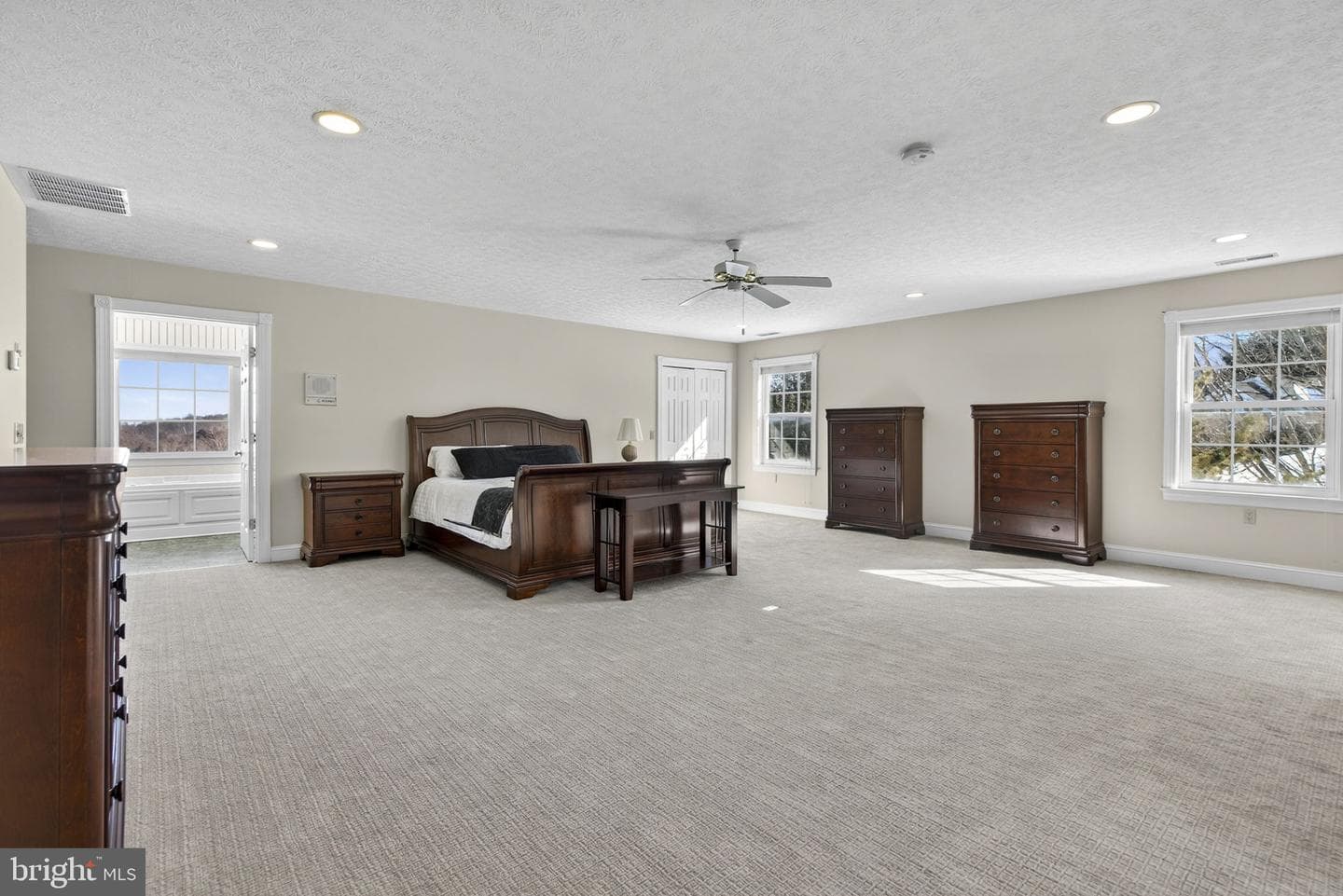 256 Cliffside Drive photo 42