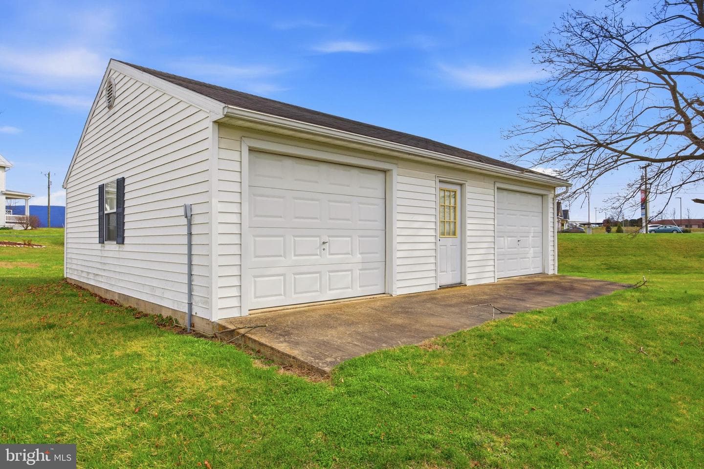 1081 Hisey Avenue photo 12
