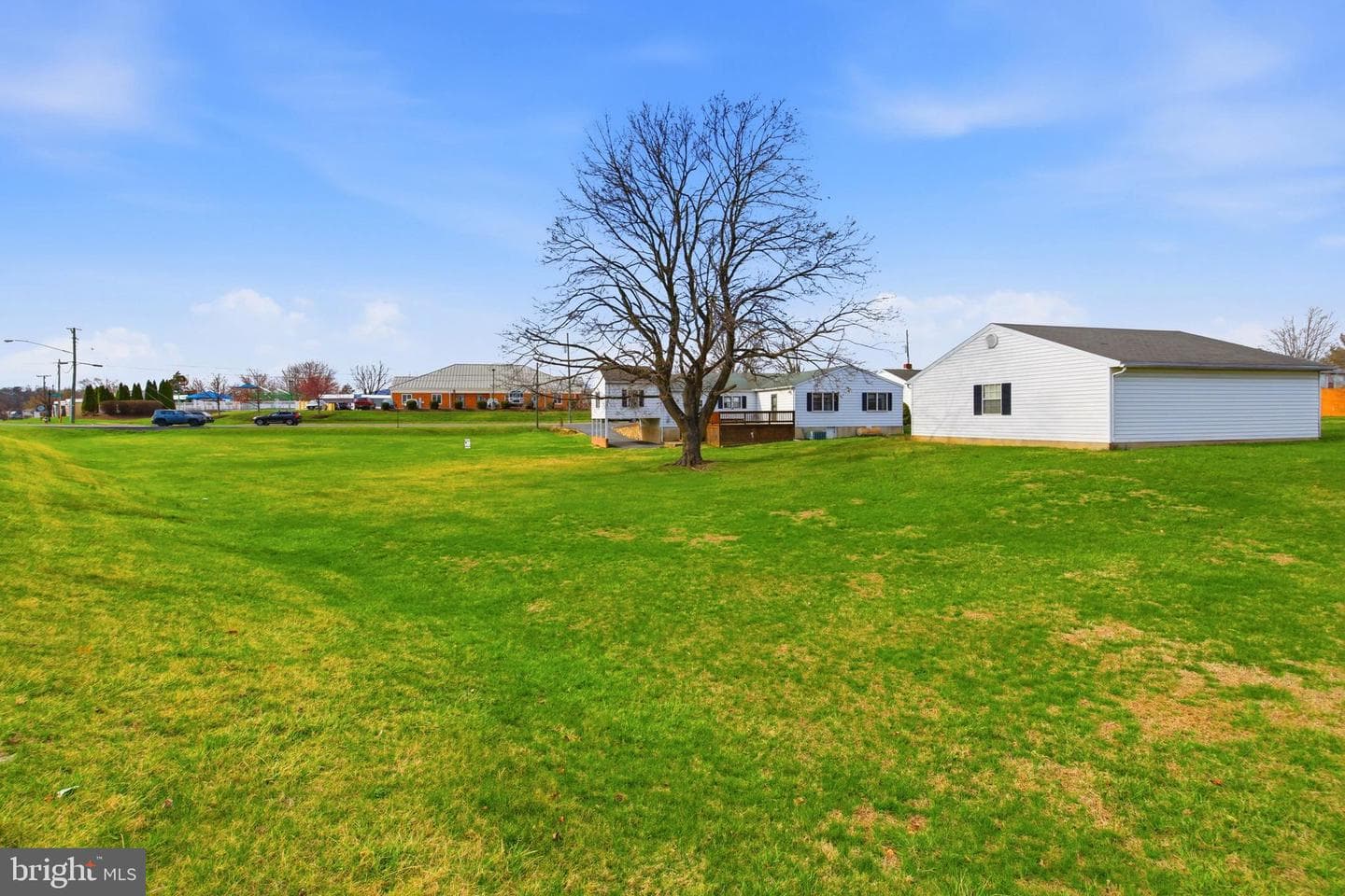 1081 Hisey Avenue photo 9