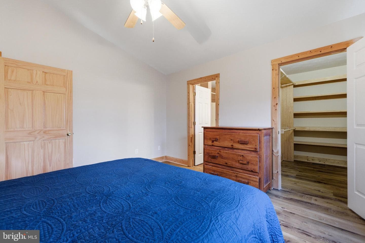 86 Maple Avenue photo 14