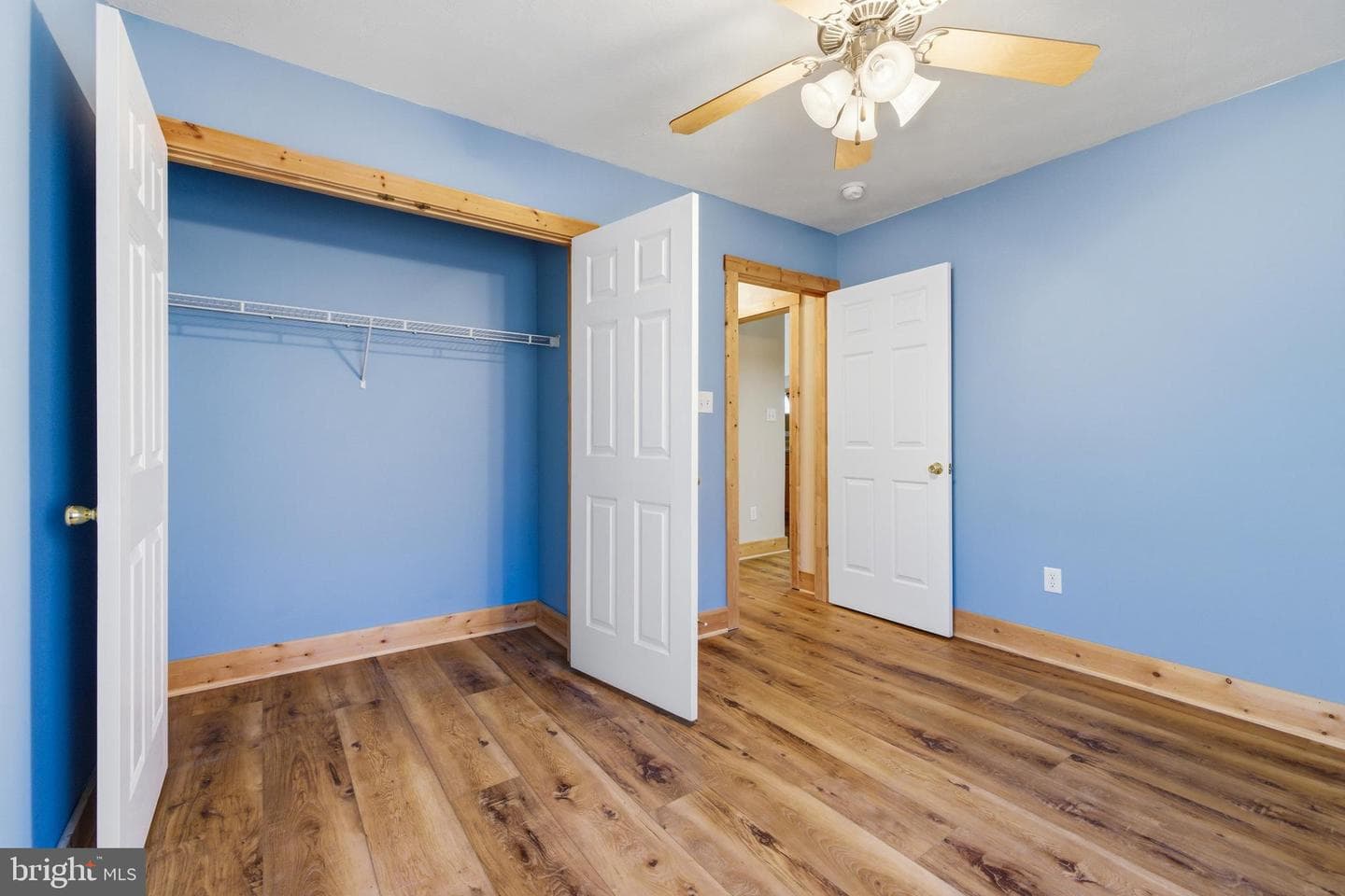 86 Maple Avenue photo 19