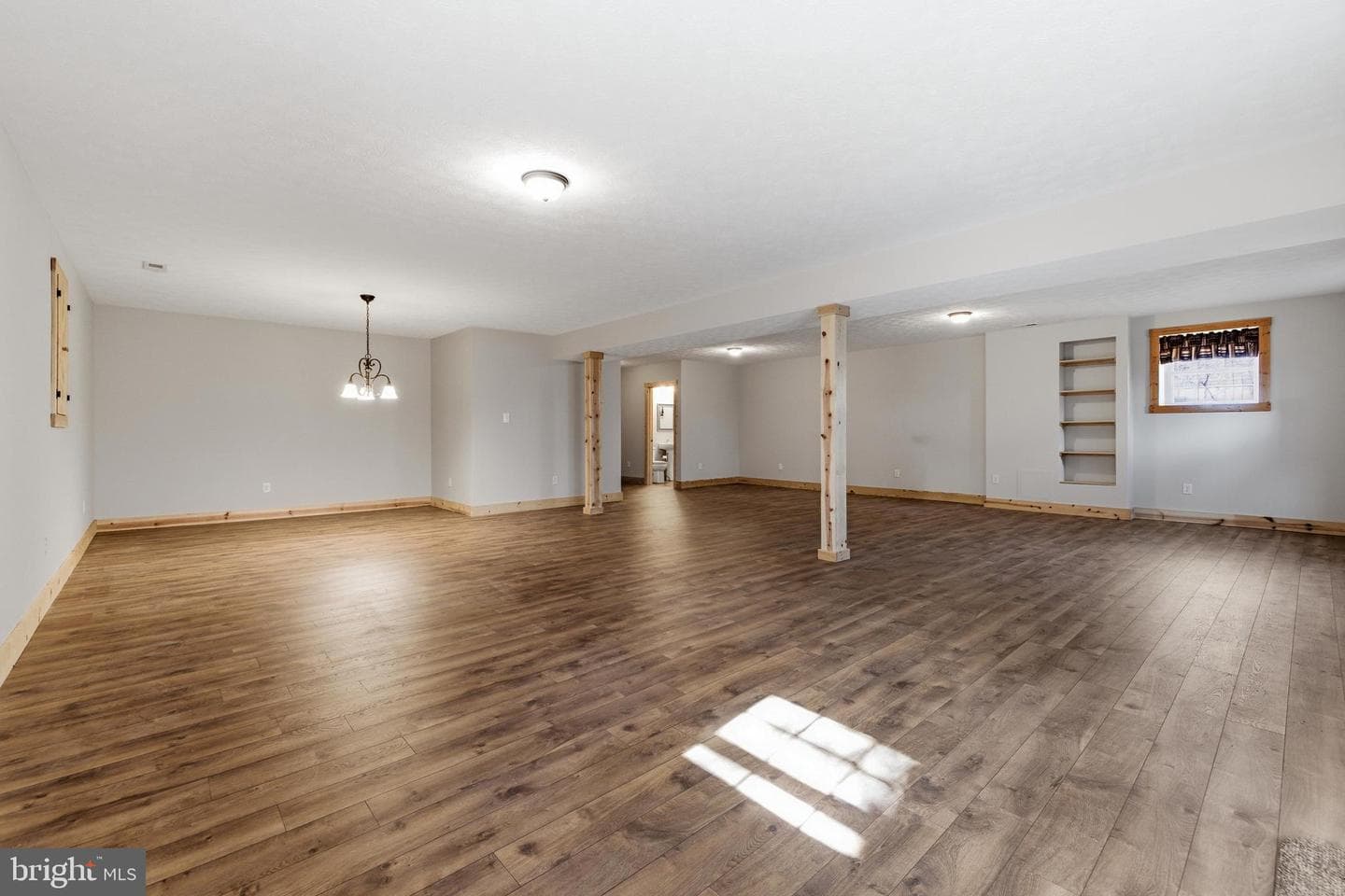 86 Maple Avenue photo 27