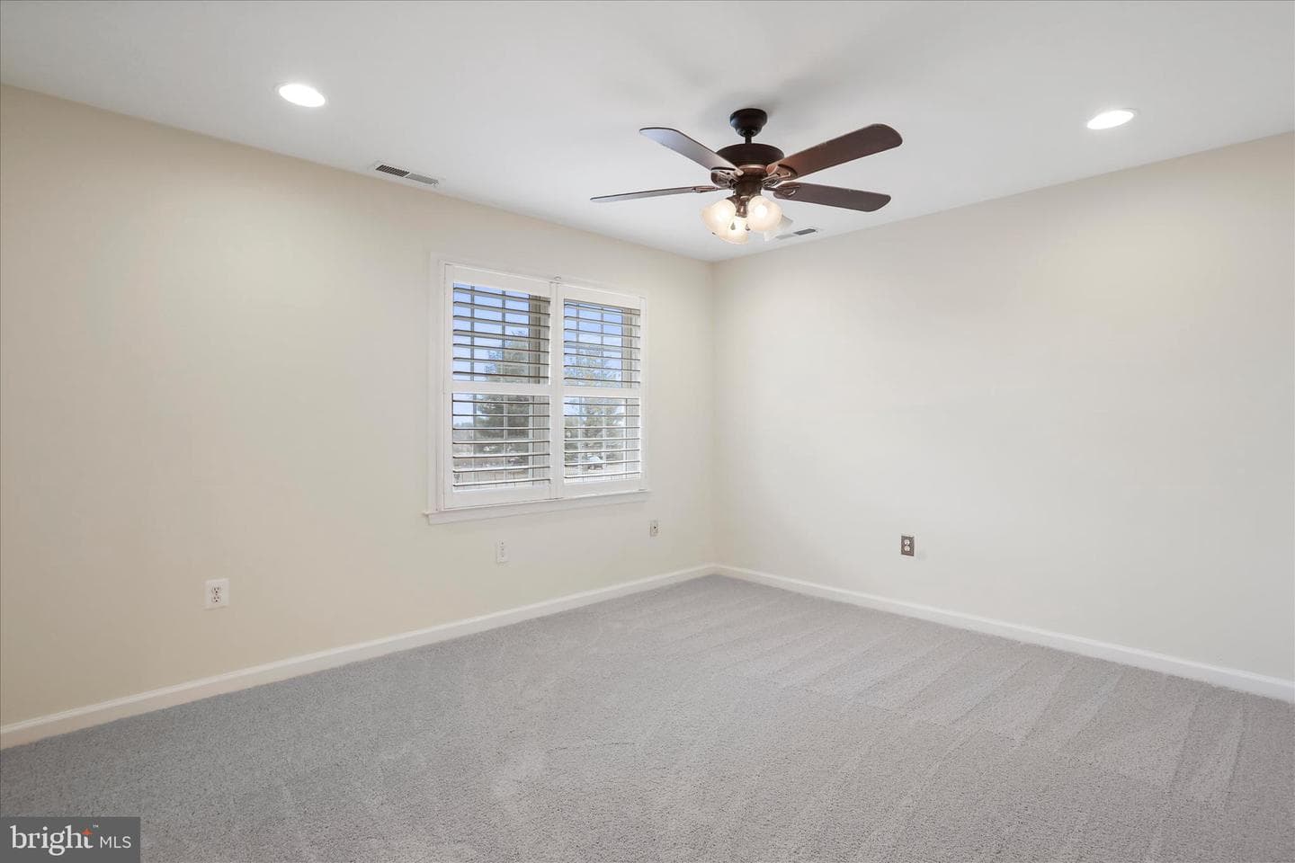 241 Grover Road photo 15