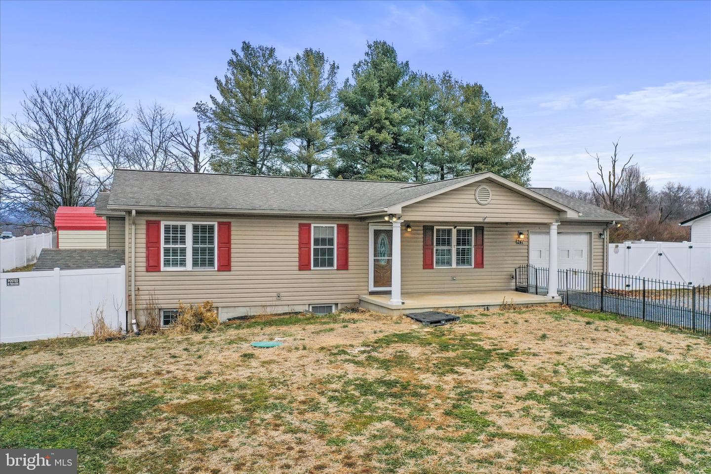 241 Grover Road photo 2