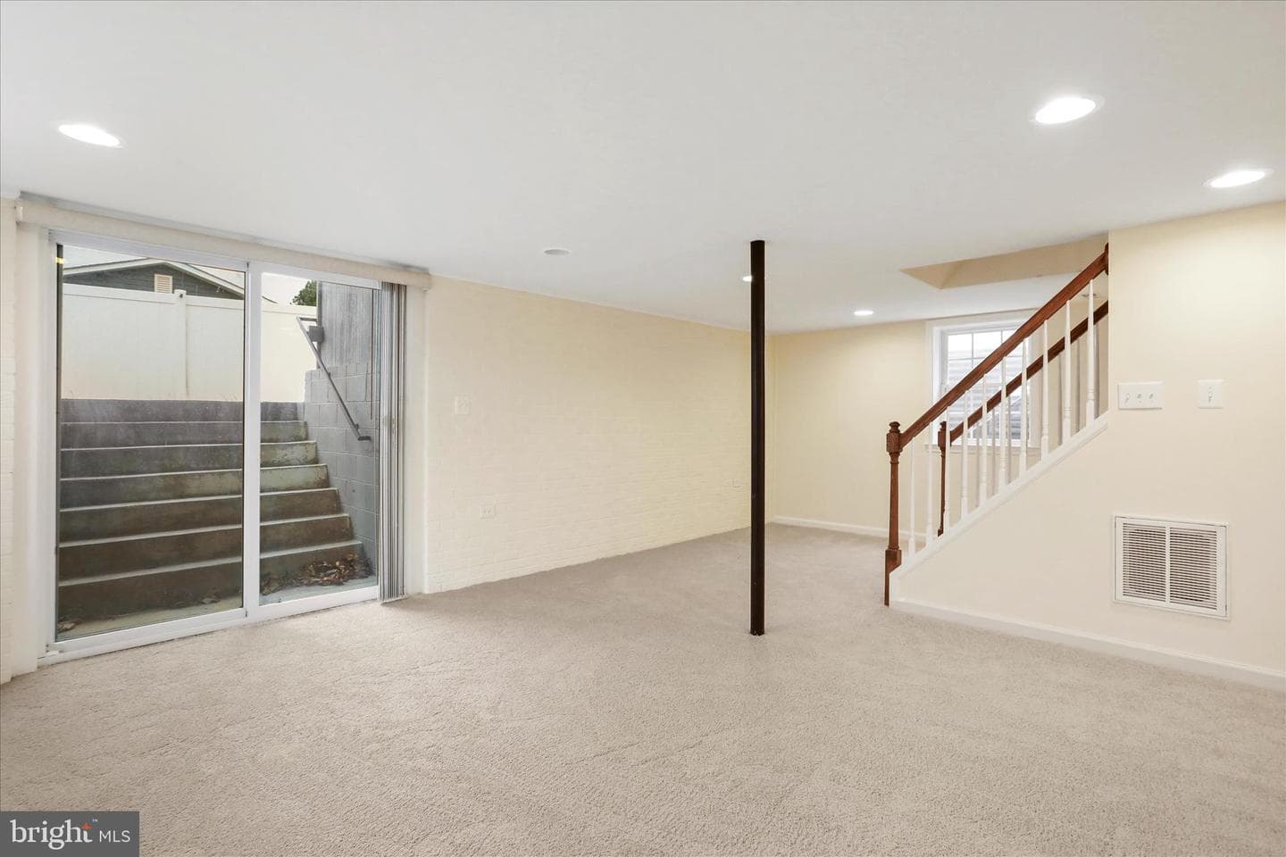 241 Grover Road photo 23
