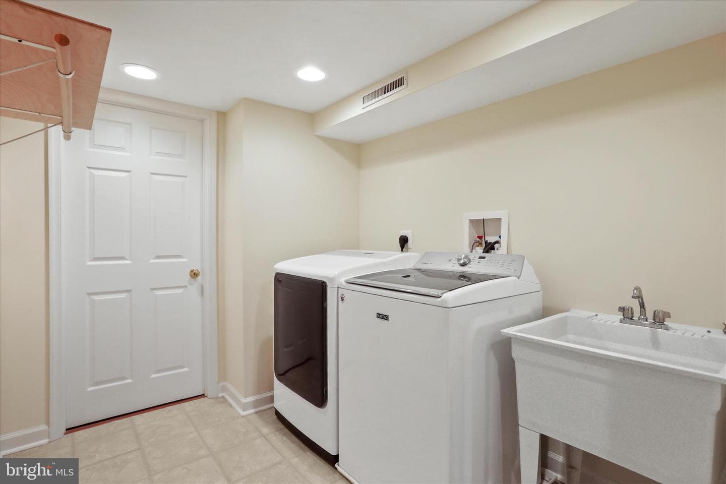 241 Grover Road photo 27