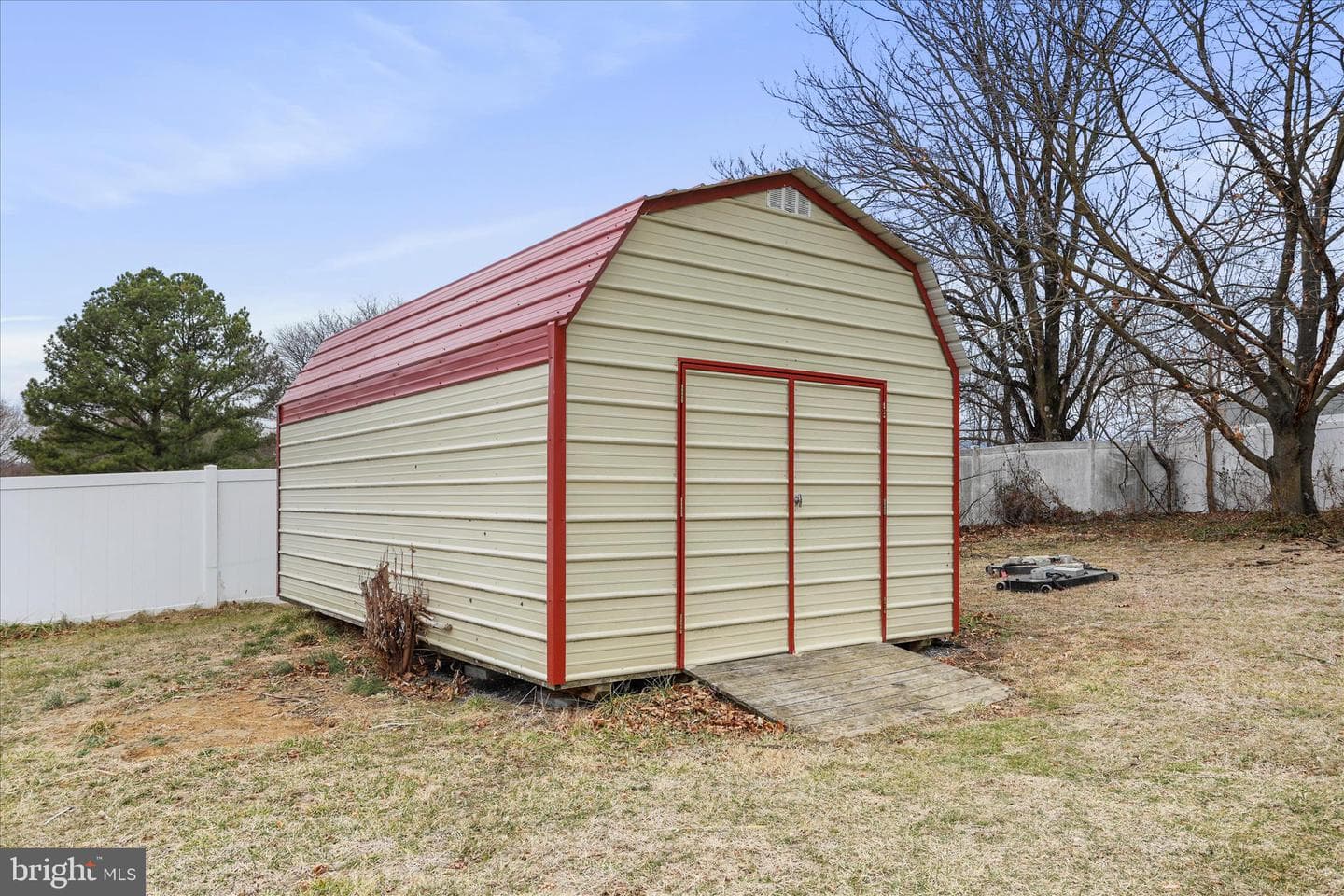 241 Grover Road photo 41