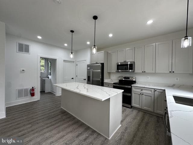 64 Elm Court photo 12
