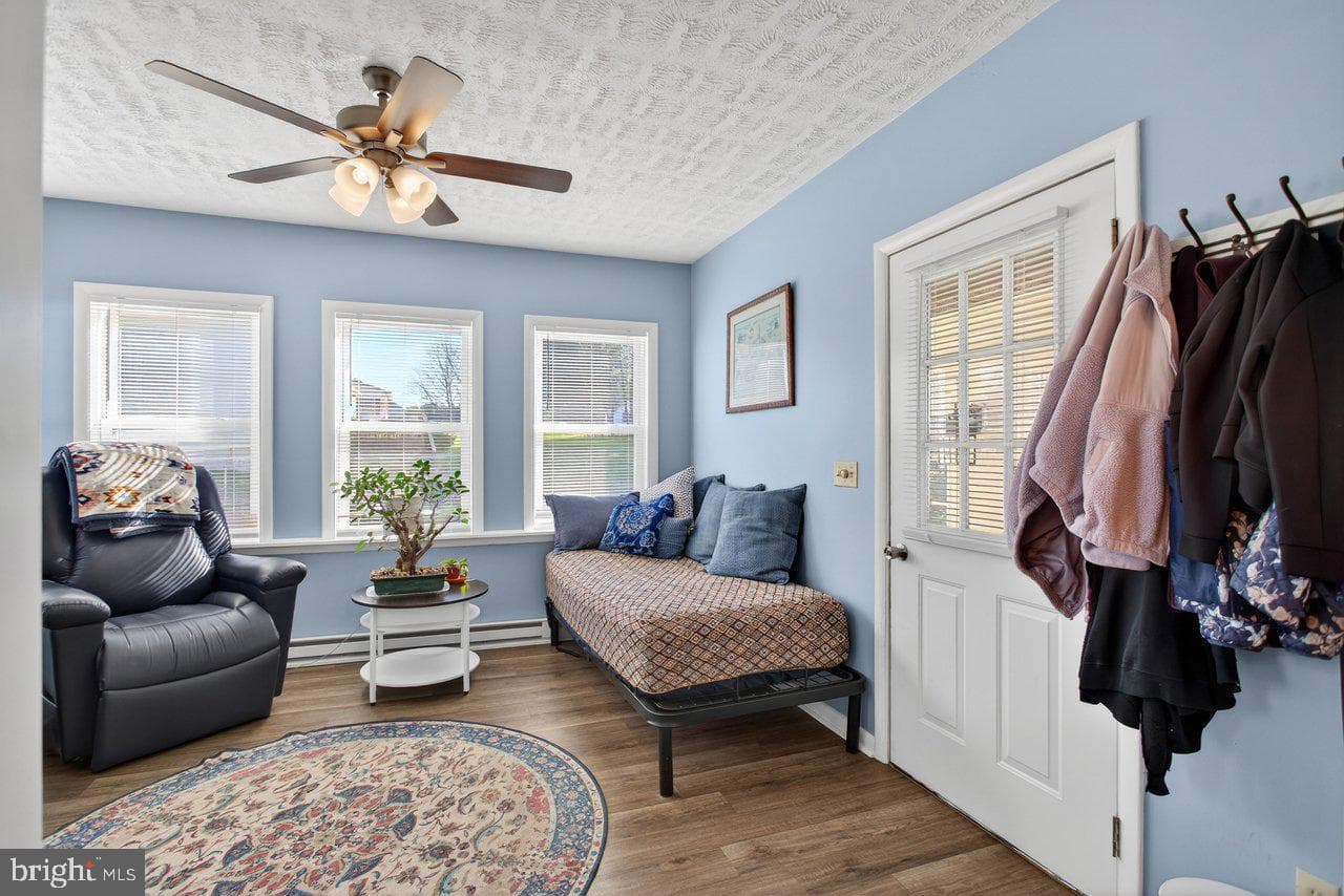 60 Marguerite Drive photo 16