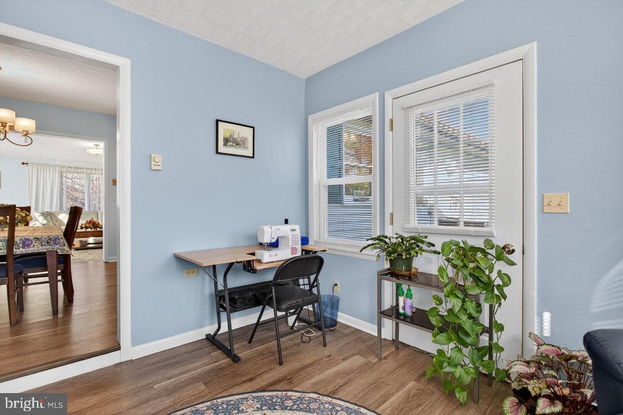 60 Marguerite Drive photo 18