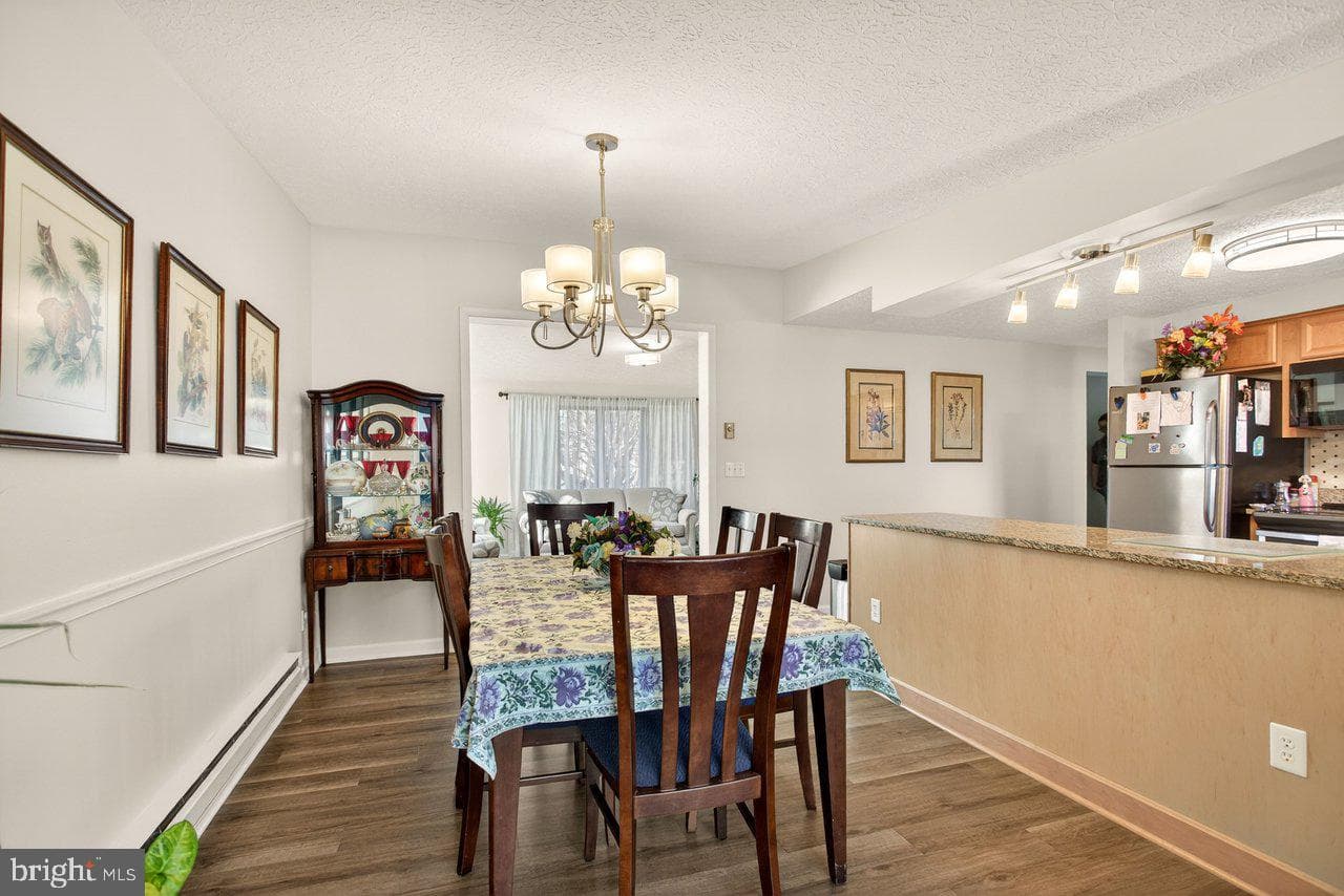 60 Marguerite Drive photo 19