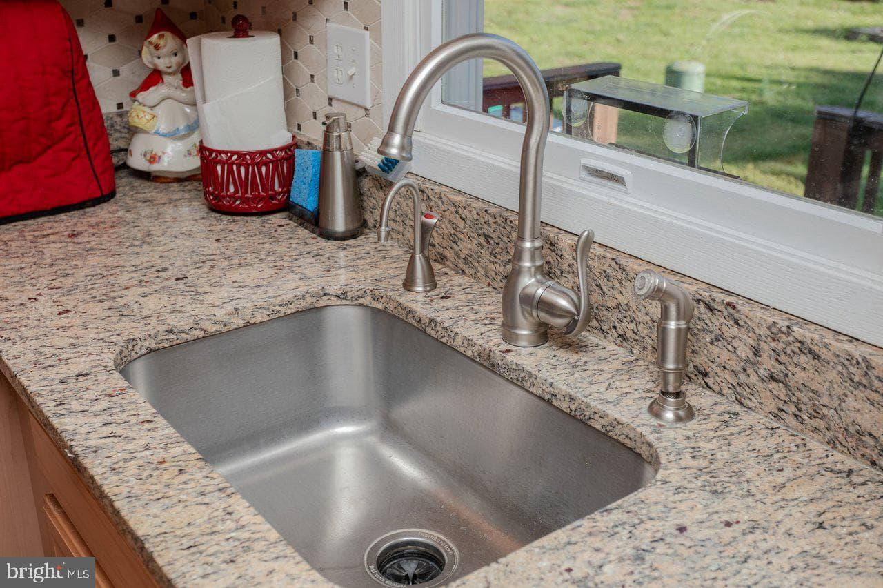 60 Marguerite Drive photo 26