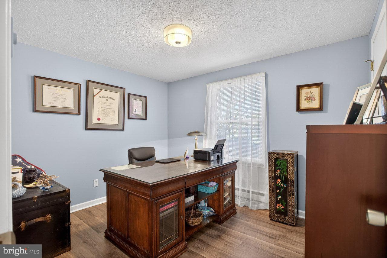 60 Marguerite Drive photo 30
