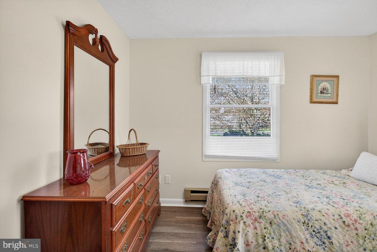 60 Marguerite Drive photo 34