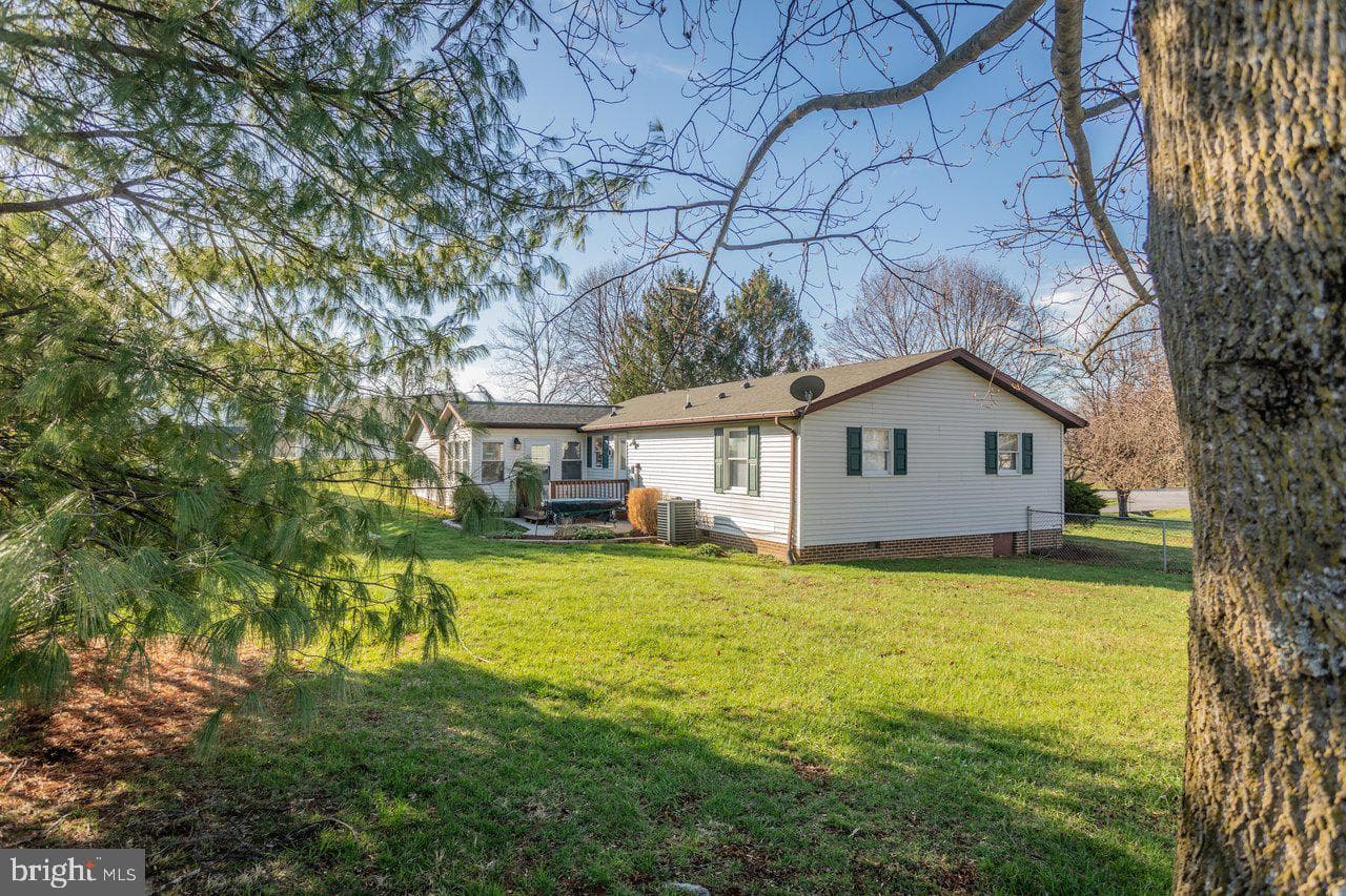 60 Marguerite Drive photo 48
