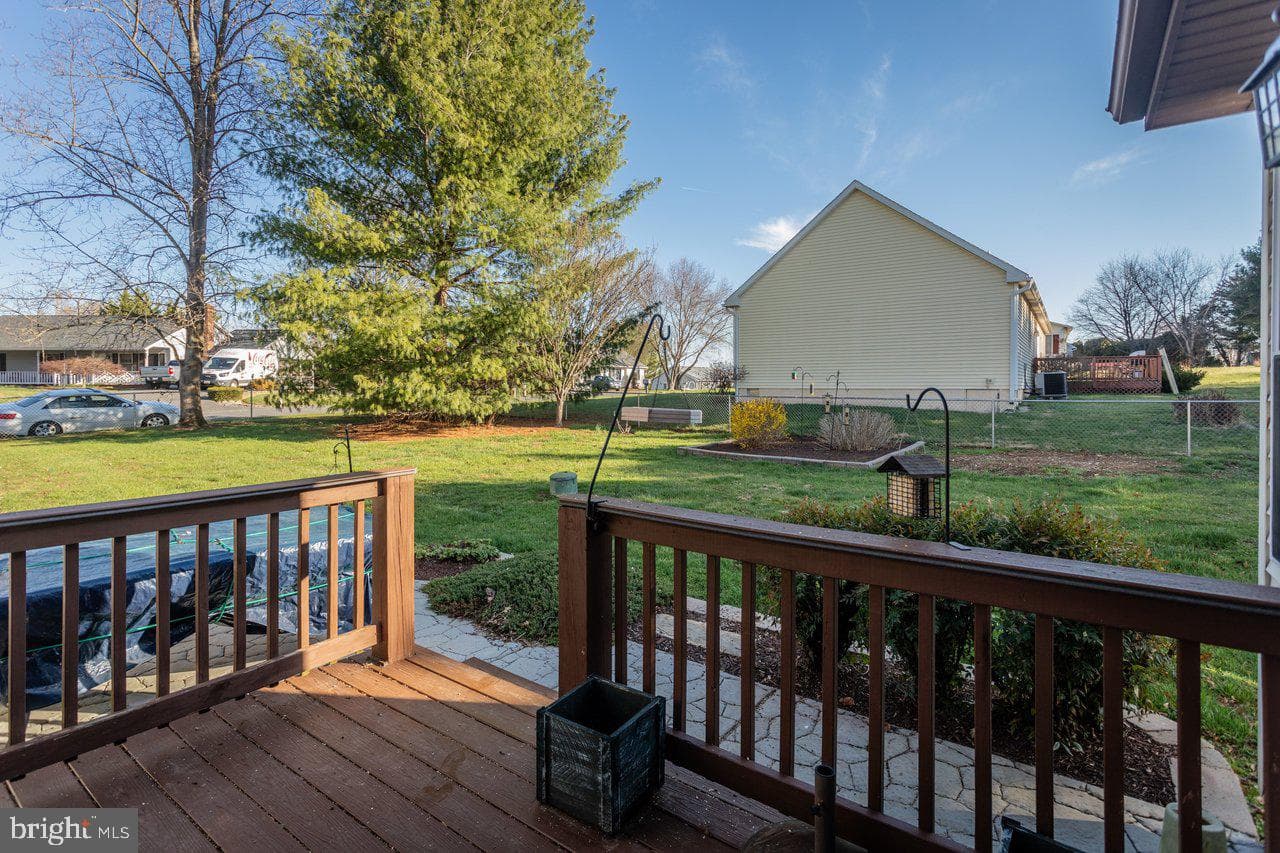 60 Marguerite Drive photo 51