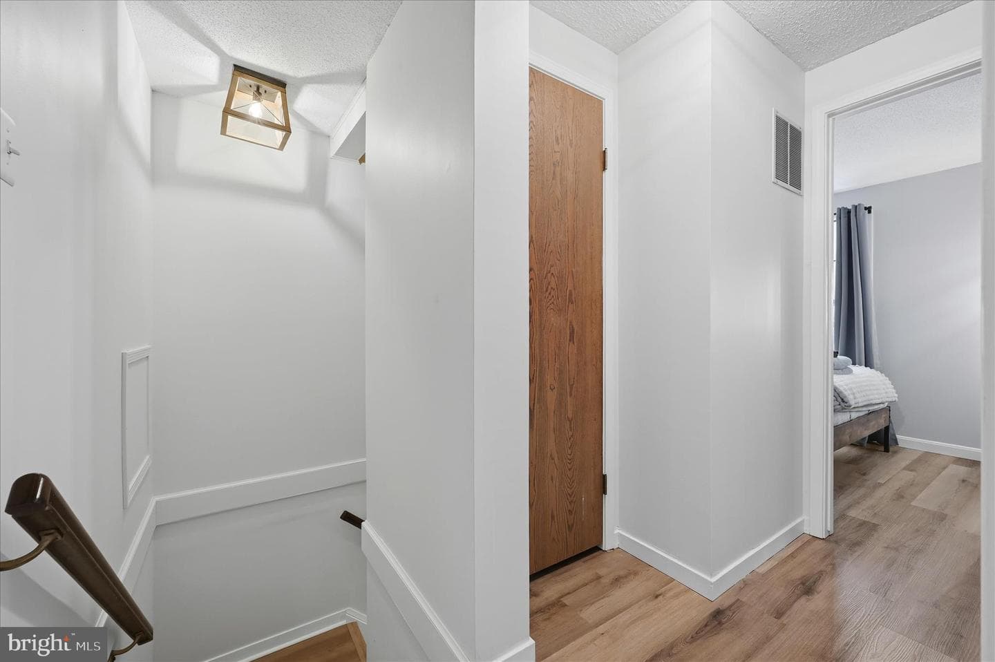 475 King St A #13 A photo 23
