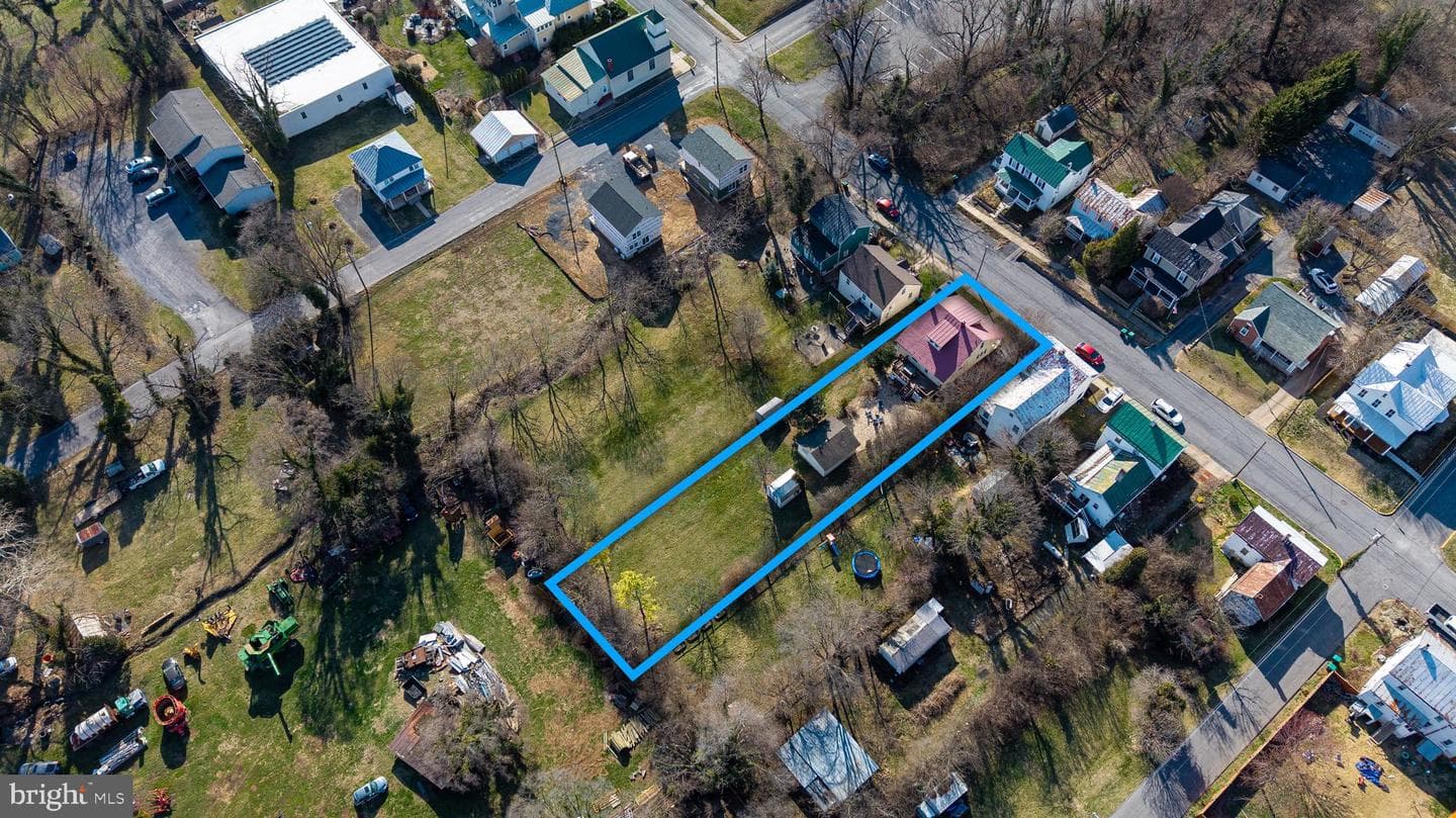 224 N Church Street photo 75