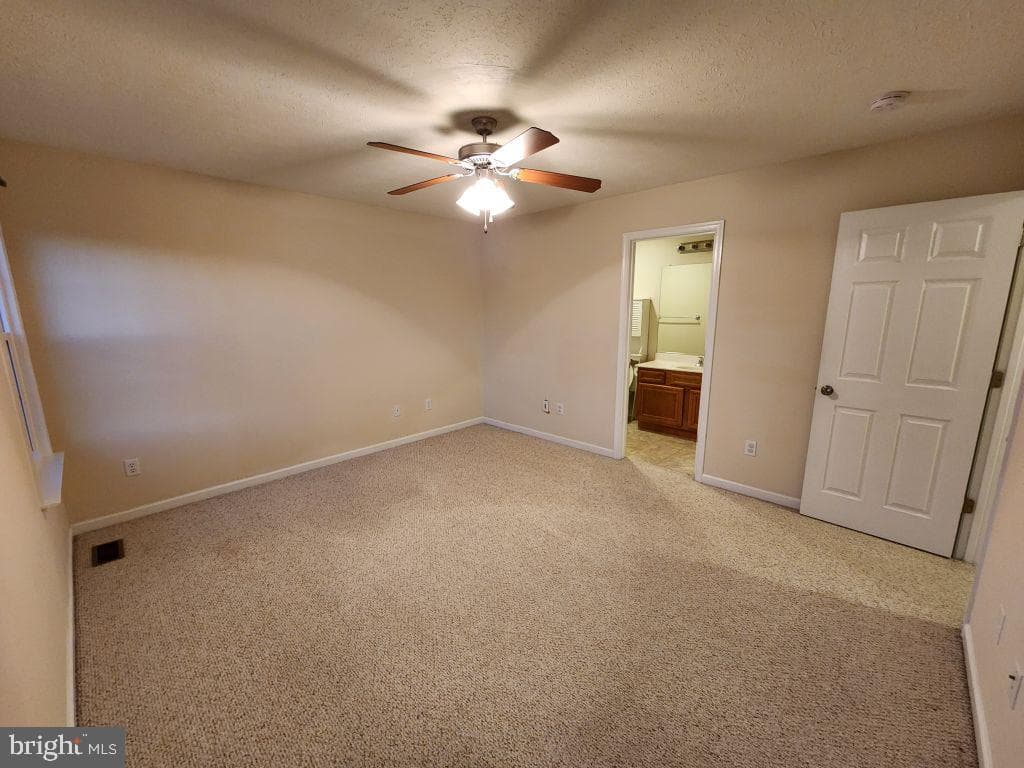 407 Stonewall Street photo 15