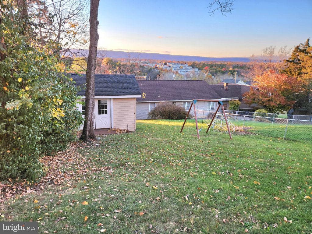 407 Stonewall Street photo 22