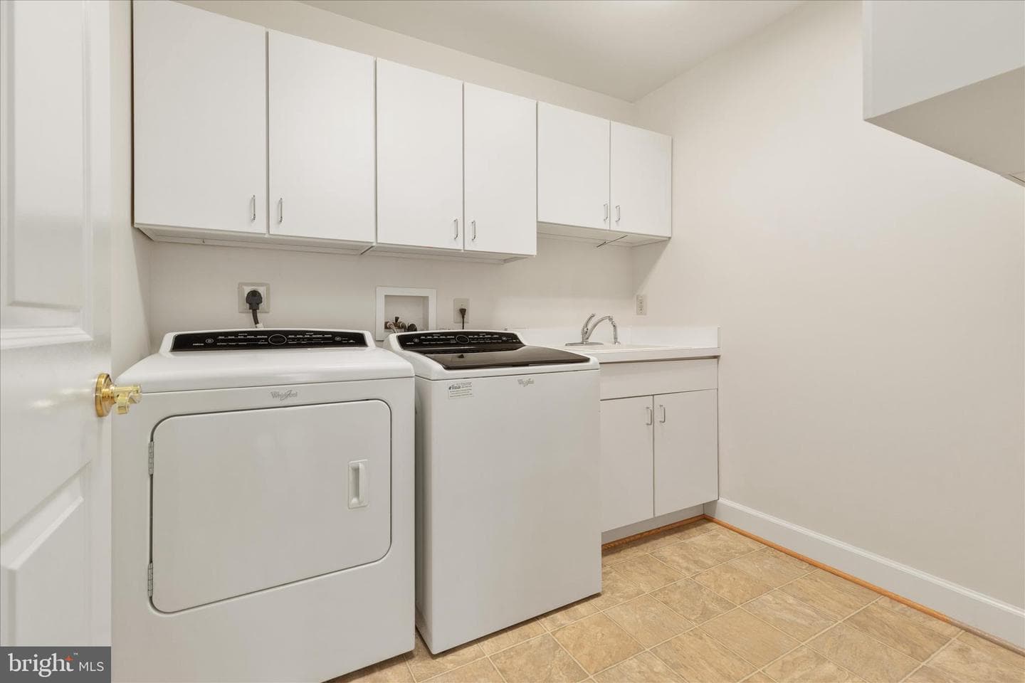 154 Daniel Court photo 23