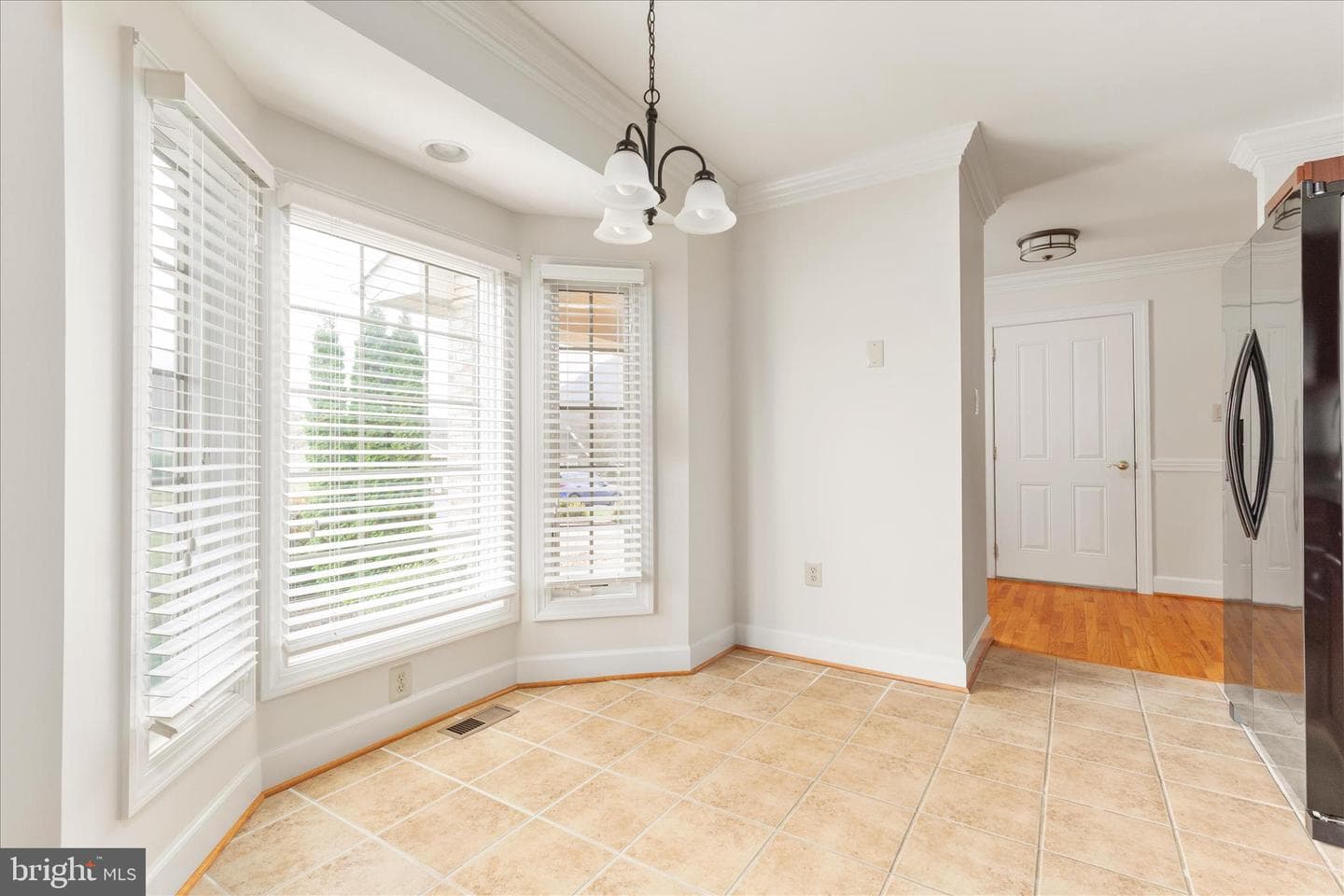 154 Daniel Court photo 8