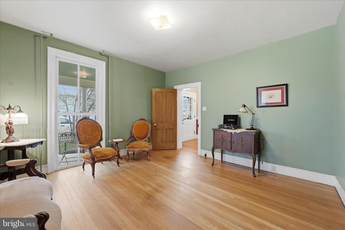 220 S Massanuten Street photo 15
