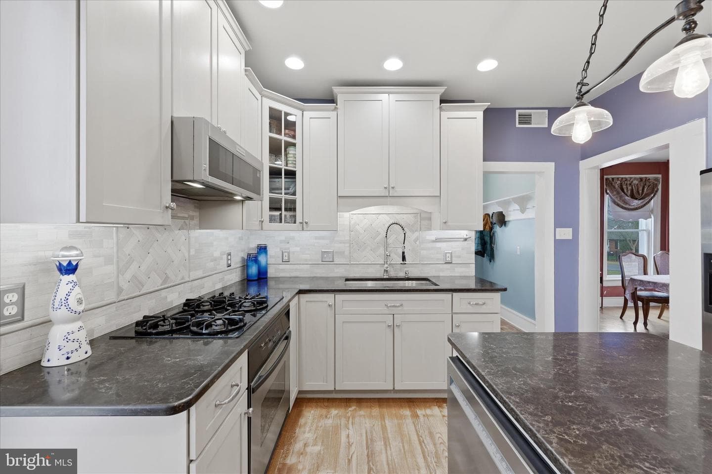 220 S Massanuten Street photo 27