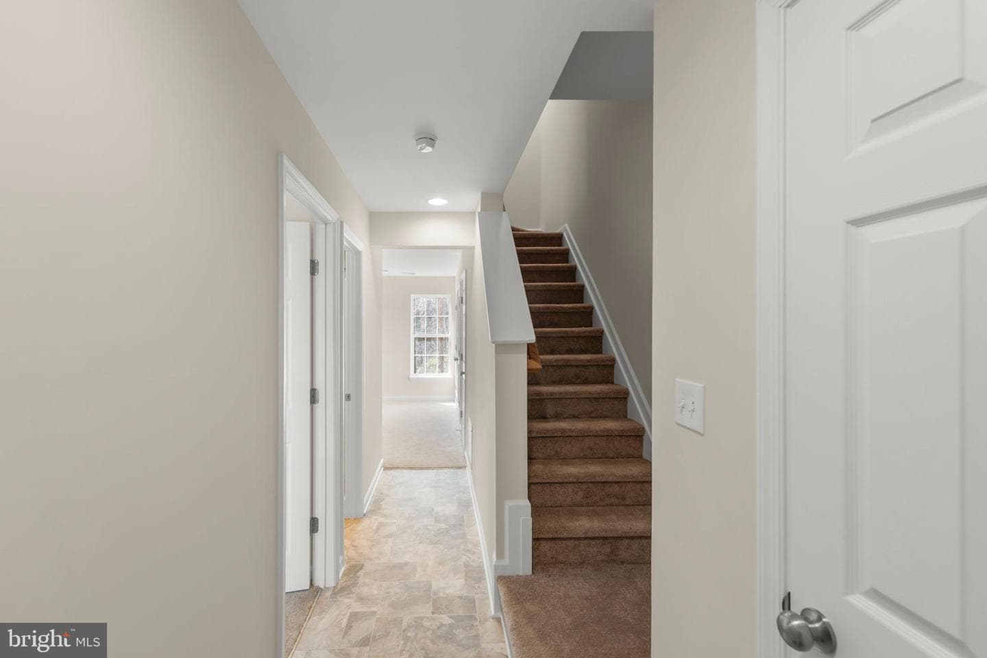 1010 Pendleton Lane photo 2