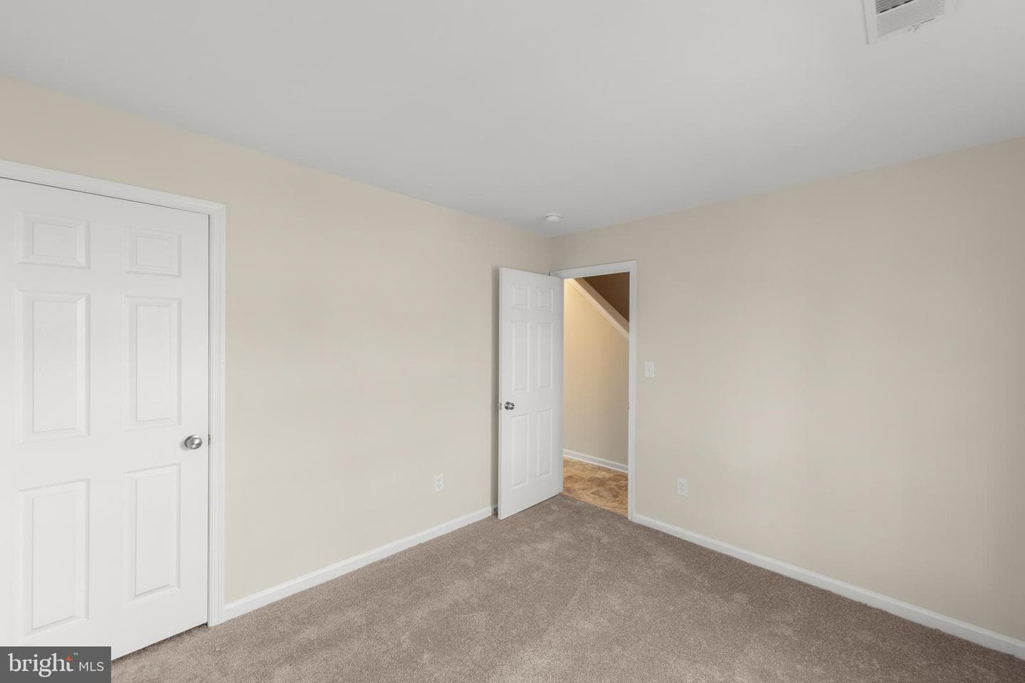 1010 Pendleton Lane photo 5