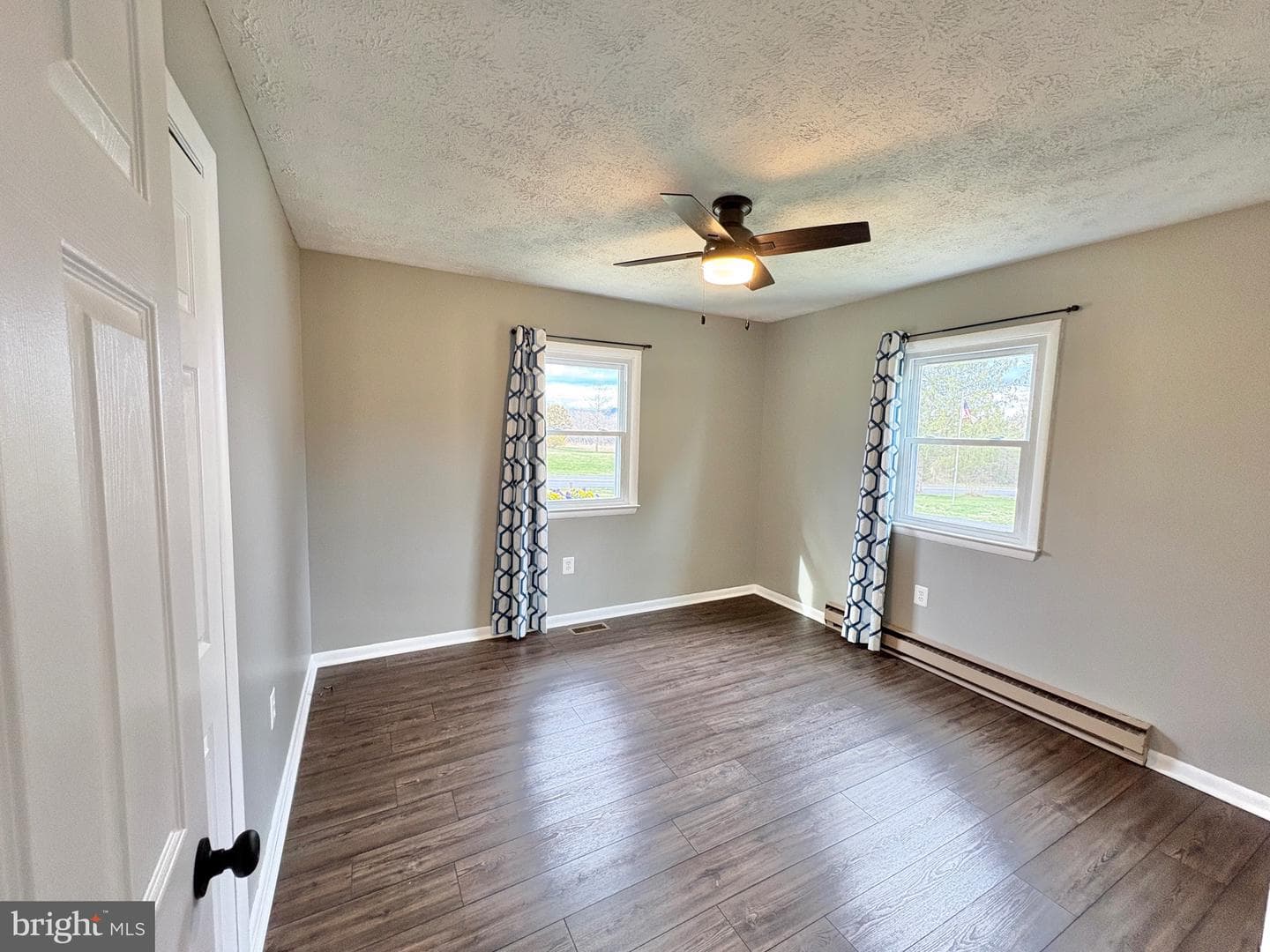 1604 S Ox Road photo 14
