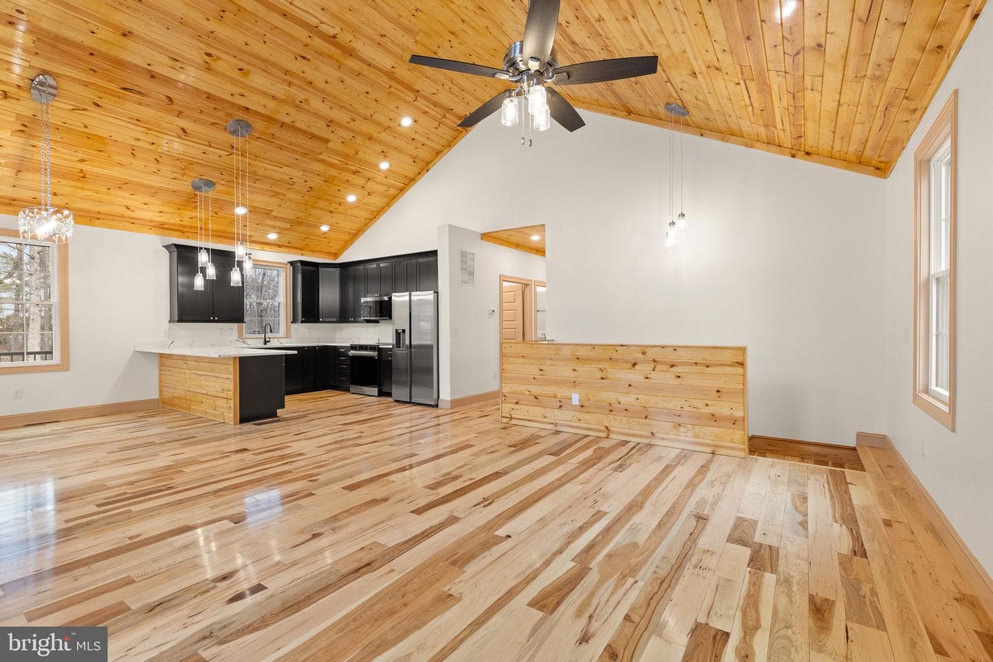 8399 Supinlick Ridge photo 10